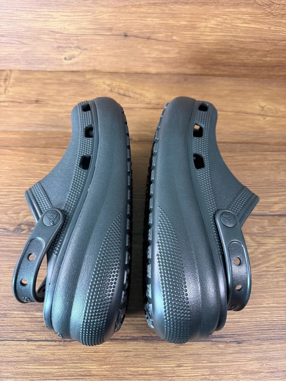 Juniors Crocs Classic Crush Platform Croc Clog Sandals Size 4Y Black Shoes